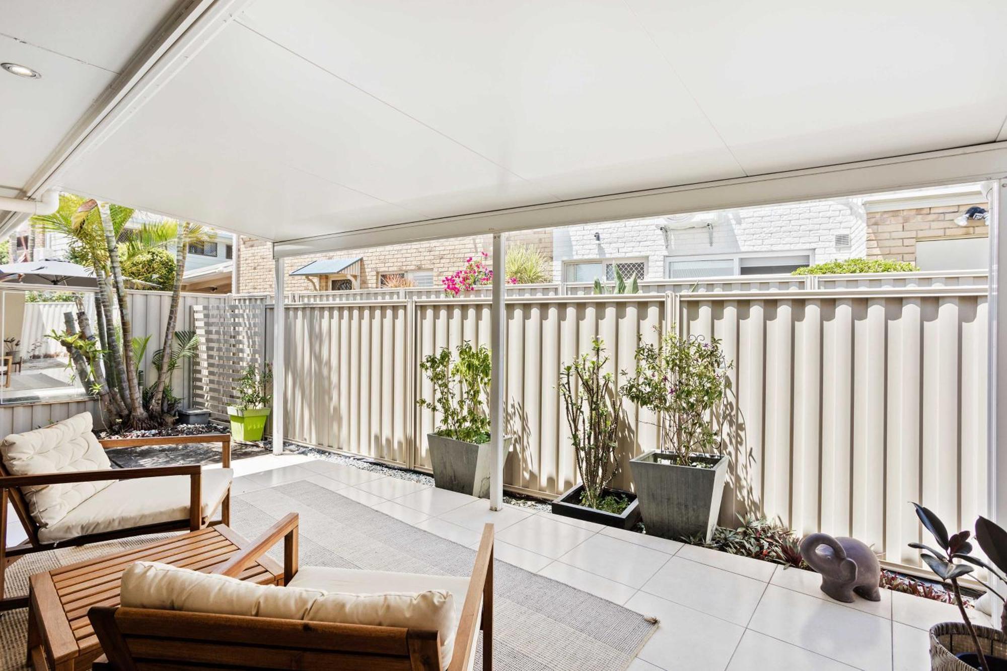 Relax At Riviera Apartment Gold Coast